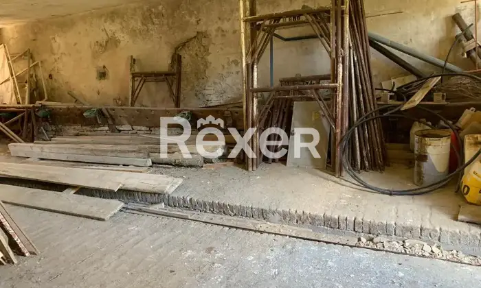 Rexer-Salino-Rustico-storico-su-due-livelli-con-ampio-terreno-coltivabile-grande-potenziale-di-recupero-Altro