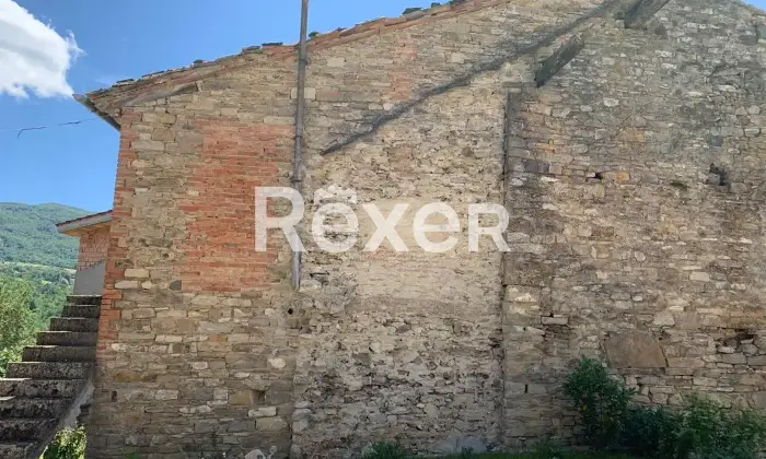 Rexer-Salino-Rustico-storico-su-due-livelli-con-ampio-terreno-coltivabile-grande-potenziale-di-recupero-Altro