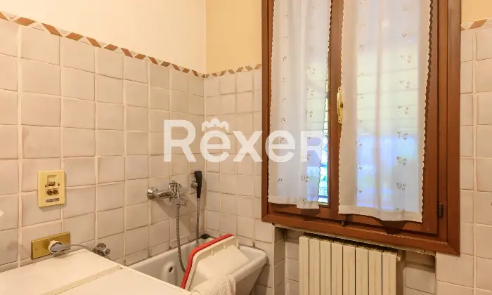 Rexer-Vigodarzere-Villa-Singola-su-lotto-di-mq-piantumato-con-garage-grande-e-taverna-Altro