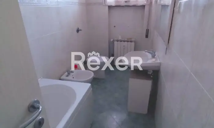 Rexer-Abbiategrasso-TRILOCALE-LUMINOSO-IN-PALAZZINA-RINNOVATA-CON-SUPERBONUS-Bagno