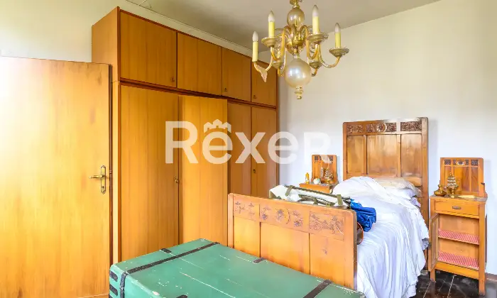 Rexer-Padova-Casa-su-due-livelli-libera-su-tre-lati-con-giardino-e-posto-auto-Altro