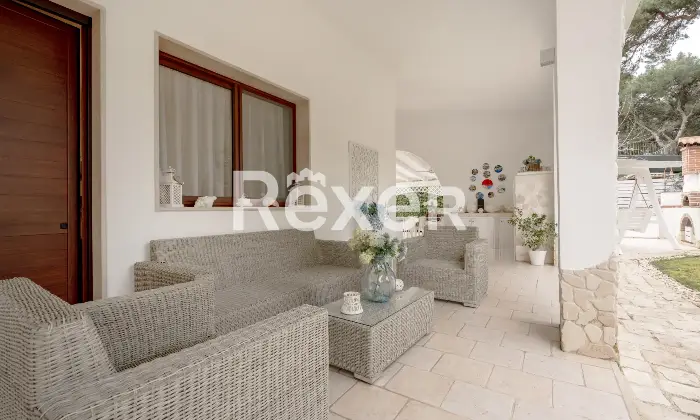Rexer-Palagiano-Elegante-villa-con-piscina-a-mt-dalla-spiaggia-Altro