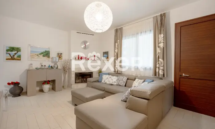 Rexer-Palagiano-Elegante-villa-con-piscina-a-mt-dalla-spiaggia-Altro