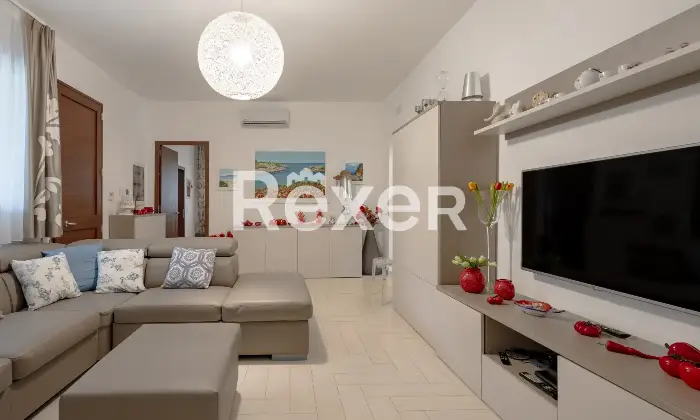 Rexer-Palagiano-Elegante-villa-con-piscina-a-mt-dalla-spiaggia-Altro