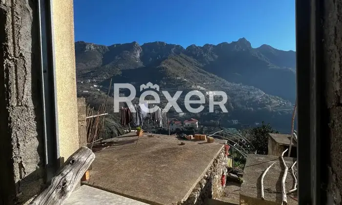Rexer-Tramonti-Fabbricato-rurale-panoramico-a-Tramonti-nella-frazione-di-Carbonaro-Costiera-Amalfitana-Esterno