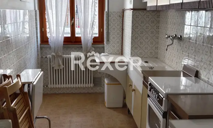 Rexer-Casargo-Appartamento-mq-box-ad-Indovero-Casargo-Alta-Valsassina-Cucina