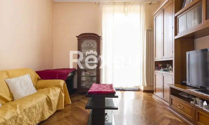 Rexer-Torino-Appartamento-piano-alto-Altro