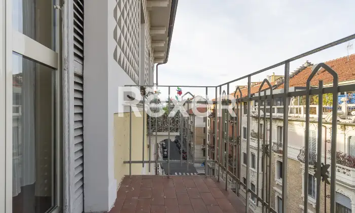 Rexer-Torino-Appartamento-piano-alto-Altro