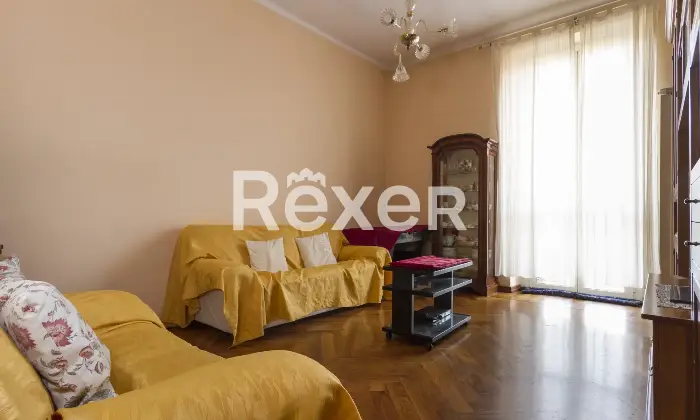 Rexer-Torino-Appartamento-piano-alto-Altro