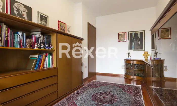 Rexer-Torino-Appartamento-con-box-auto-e-cantina-Altro