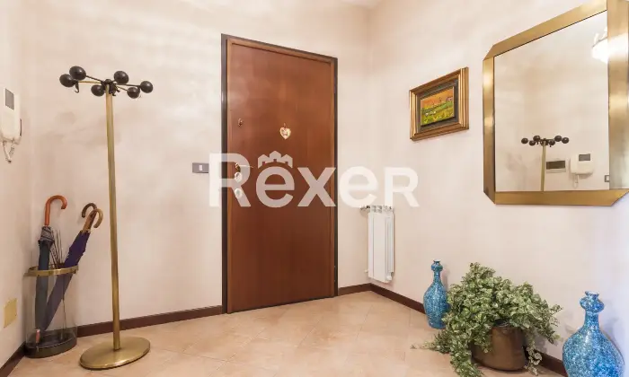 Rexer-Torino-Appartamento-con-box-auto-e-cantina-Altro