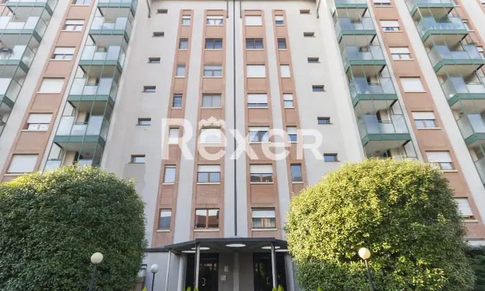 Rexer-Torino-Appartamento-con-box-auto-e-cantina-Altro