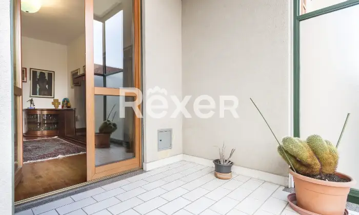 Rexer-Torino-Appartamento-con-box-auto-e-cantina-Altro