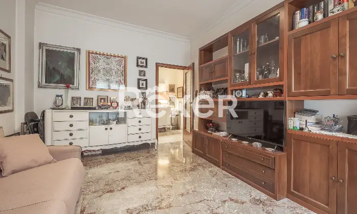 Rexer-Roma-Appartamento-bilocale-al-primo-piano-in-Nuda-Propriet-Altro