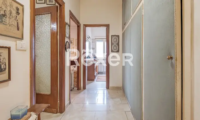 Rexer-Roma-Appartamento-bilocale-al-primo-piano-in-Nuda-Propriet-Altro