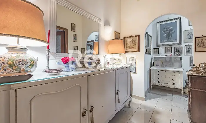 Rexer-Roma-Appartamento-bilocale-al-primo-piano-in-Nuda-Propriet-Altro