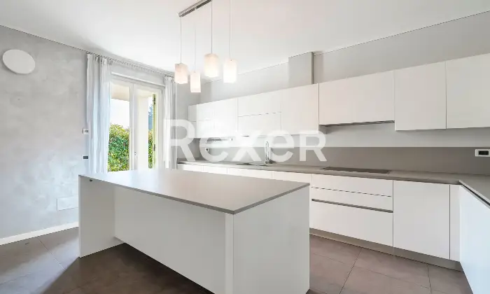 Rexer-Concesio-Appartamento-in-quadrifamigliare-Altro