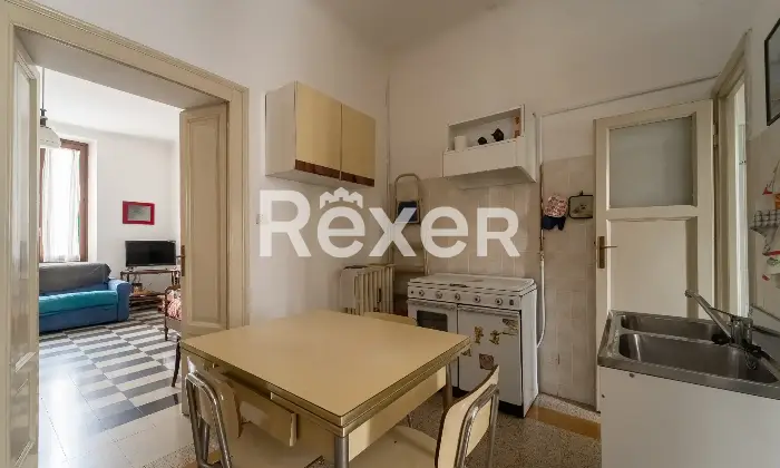 Rexer-Milano-Appartamento-di-mq-con-solaio-MM-De-Angeli-Altro