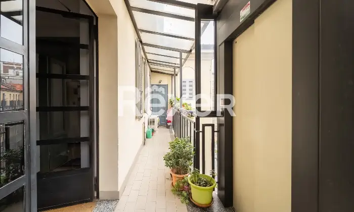 Rexer-Milano-Appartamento-di-mq-con-solaio-MM-De-Angeli-Altro