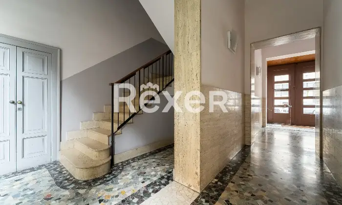 Rexer-Milano-Appartamento-di-mq-con-solaio-MM-De-Angeli-Altro