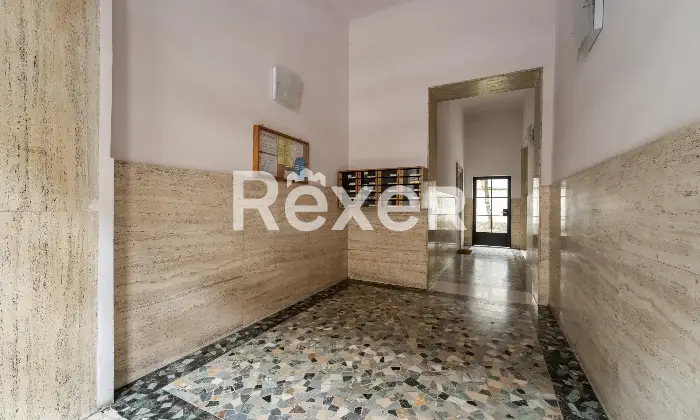 Rexer-Milano-Appartamento-di-mq-con-solaio-MM-De-Angeli-Altro