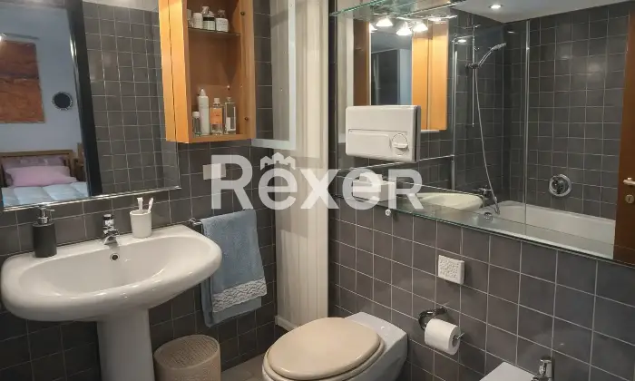 Rexer-Udine-Appartamento-con-posto-auto-e-terrazza-in-palazzo-signorile-Altro