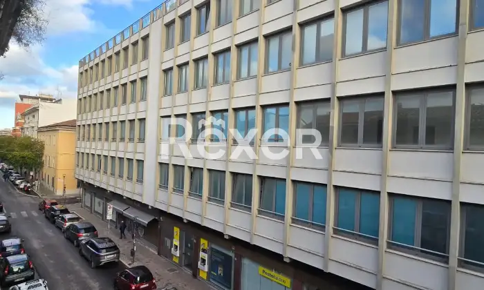 Rexer-Pescara-Ampio-Bilocale-con-doppi-servizi-Altro