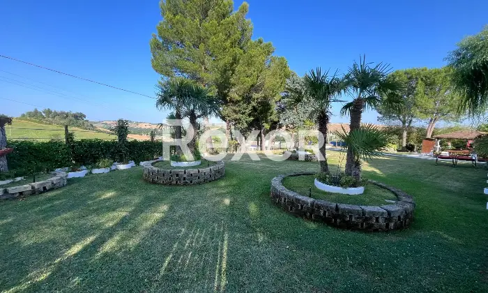 Rexer-Ostra-Vetere-Villa-in-vendita-in-Contrada-Barocco-ad-Ostra-Vetere-Altro