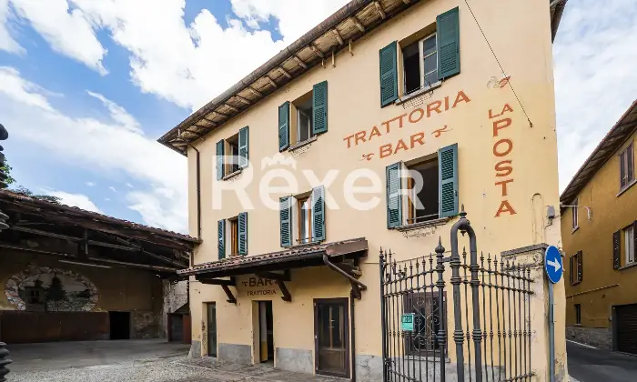 Rexer-Longone-Al-Segrino-Ex-Albergo-LA-POSTA-Facciata