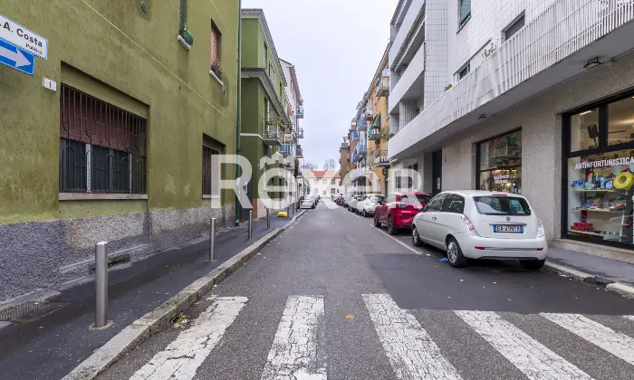 Rexer-Sesto-San-Giovanni-Loft-con-garage-Altro