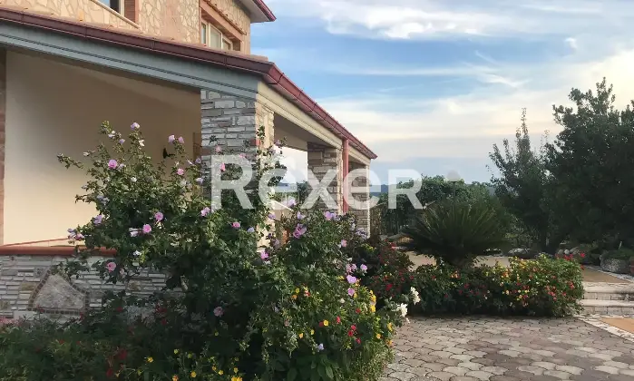 Rexer-Vico-del-Gargano-Villa-bifamiliare-in-vendita-in-Contrada-Mannarelle-a-Vico-del-Gargano-Altro