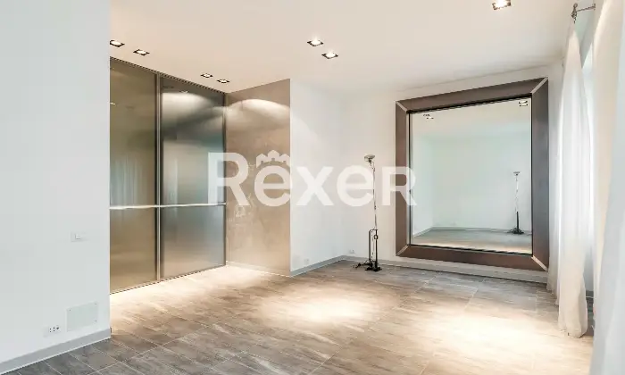 Rexer-Brescia-Ampio-Bilocale-con-posto-auto-coperto-Altro