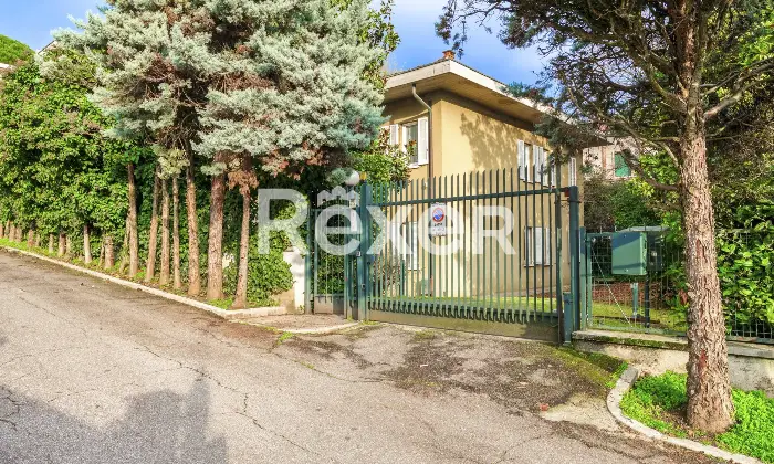 Rexer-Brescia-Ampio-Bilocale-con-posto-auto-coperto-Altro