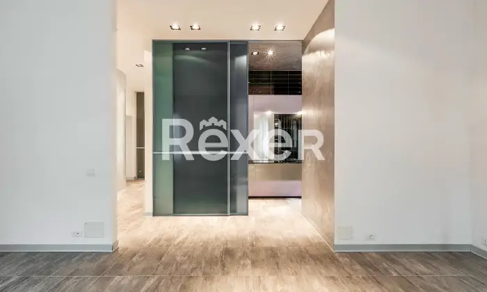 Rexer-Brescia-Ampio-Bilocale-con-posto-auto-coperto-Altro