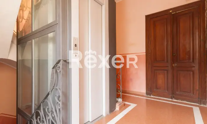 Rexer-Torino-Appartamento-piano-con-ascensore-Altro