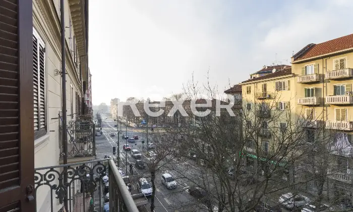 Rexer-Torino-Appartamento-piano-con-ascensore-Altro