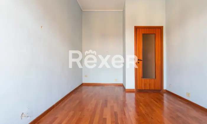 Rexer-Torino-Appartamento-piano-con-ascensore-Altro