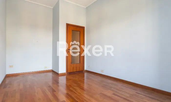 Rexer-Torino-Appartamento-piano-con-ascensore-Altro