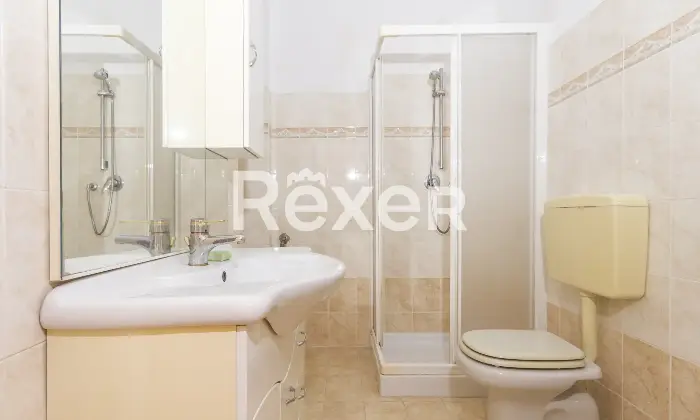 Rexer-Torino-Appartamento-piano-con-ascensore-Altro