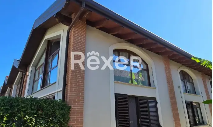 Rexer-Bernareggio-Loft-in-vendita-in-Via-Vezzani-a-Bernareggio-Altro