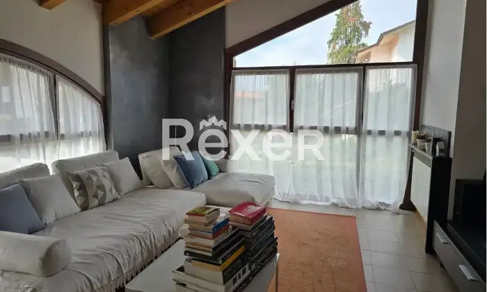 Rexer-Bernareggio-Loft-in-vendita-in-Via-Vezzani-a-Bernareggio-Altro