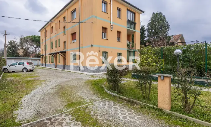 Rexer-Paderno-Dugnano-Appartamento-di-locali-con-autorimessa-Altro