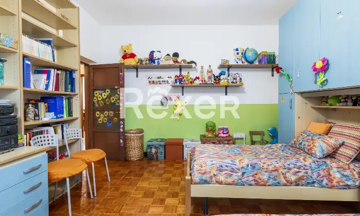 Rexer-Paderno-Dugnano-Appartamento-di-locali-con-autorimessa-Altro