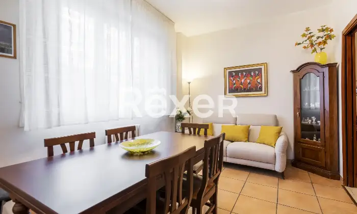 Rexer-Paderno-Dugnano-Appartamento-di-locali-con-autorimessa-Altro