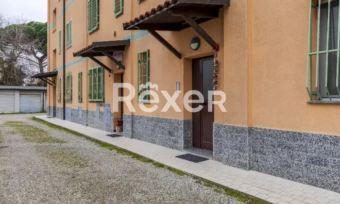 Rexer-Paderno-Dugnano-Appartamento-di-locali-con-autorimessa-Altro
