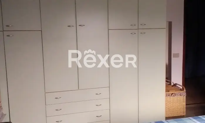 Rexer-Costa-Volpino-Appartamento-con-terrazza-cantina-e-garage-Altro