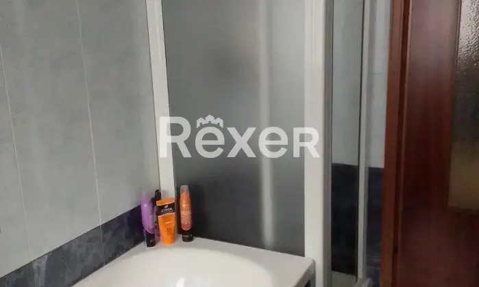 Rexer-Costa-Volpino-Appartamento-con-terrazza-cantina-e-garage-Altro