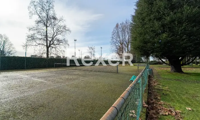 Rexer-Rho-Villetta-a-schiera-con-box-Altro