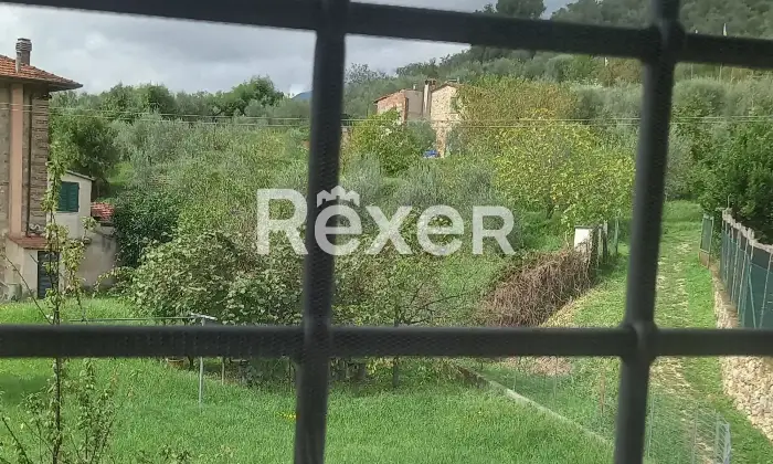 Rexer-Camaiore-Terratetto-villetta-con-giardino-Camera-da-letto