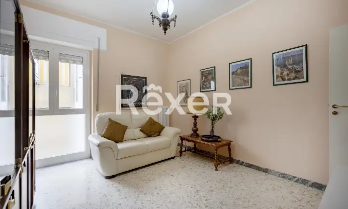 Rexer-Matera-Luminoso-appartamento-in-classe-A-con-posto-auto-condominiale-Salone